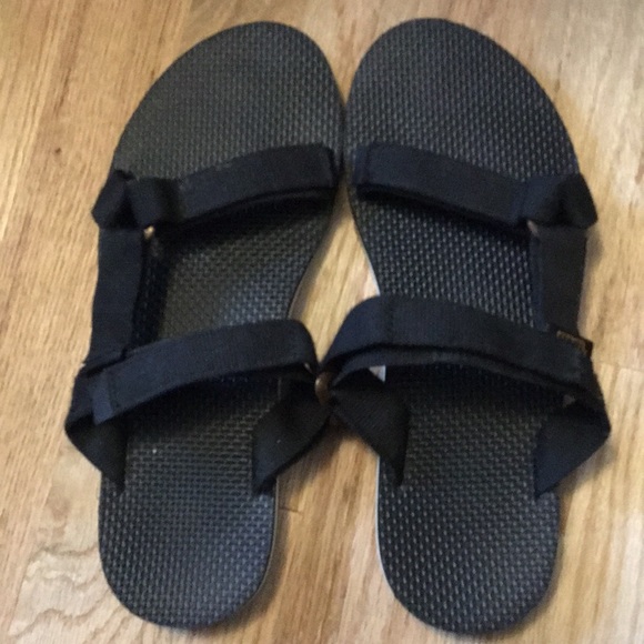 Teva Shoes - Black Teva Sandals